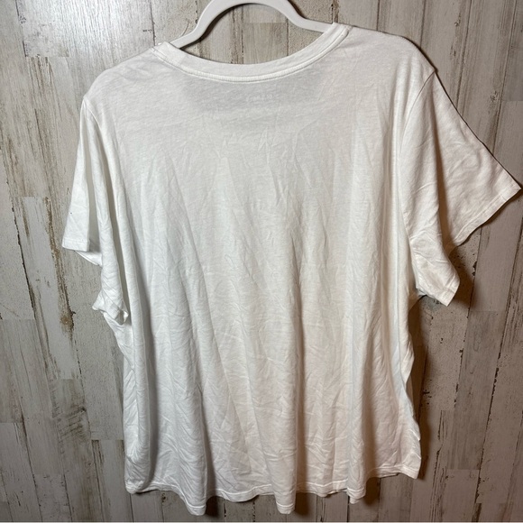 Old navy graphic t shirt women's size 3X Love Is Here To Stay - Picture 10 of 15